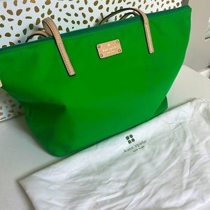 Kate Spade New York Green Nylon Zipper Shoulder Bag Leather Straps polka dot int